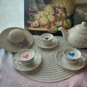 heart teacup candle